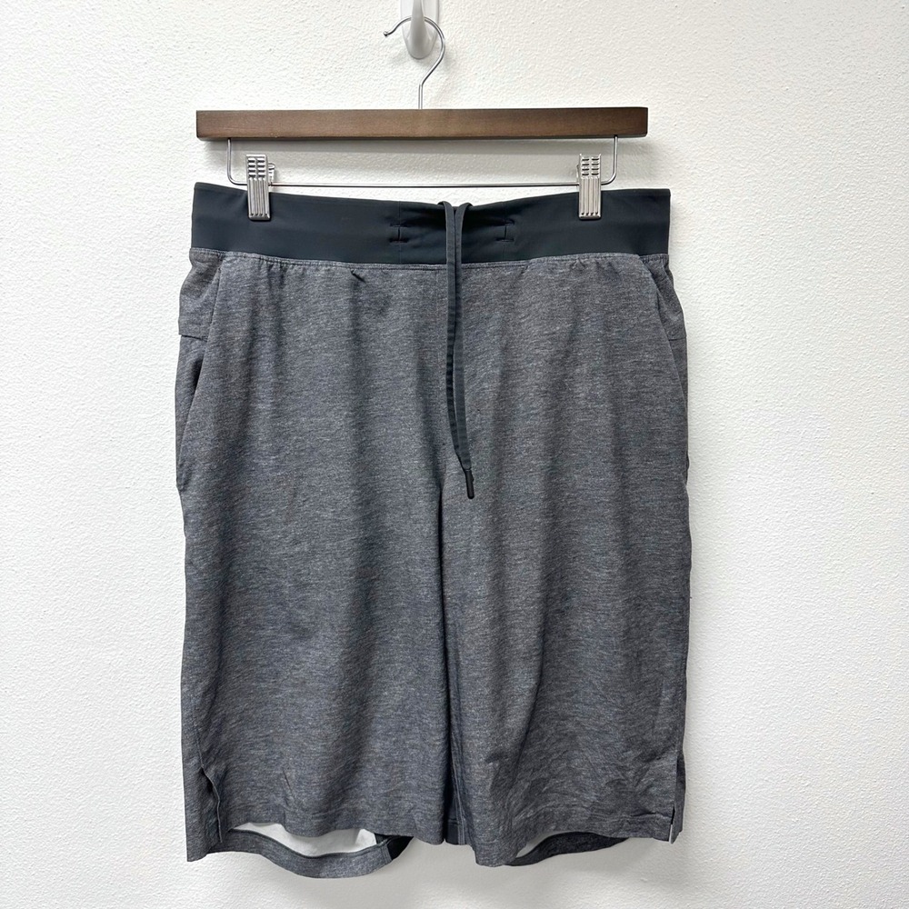 Lululemon T.H.E. Short Linerless 11" Heathered‎ Deep Coal M